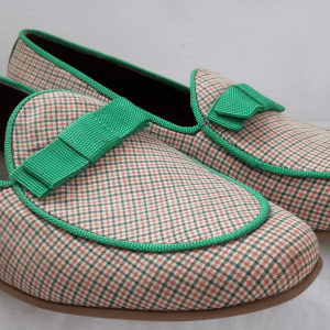 Light Brown Checked With Lemon Green Edged Laced & Bow