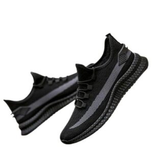 Low-Top Lace Up Sneakers - Black